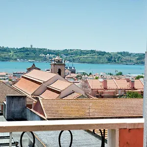 ambassador-river-view-suites.hotels-lisbon-portugal.com/
